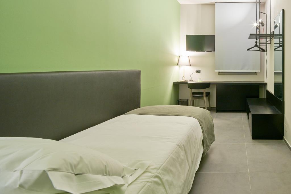 Smart Hotel Carpi Bagian luar foto